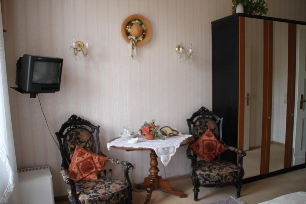 Hotel Villa Konigin Luise Bad Pyrmont Kamer foto